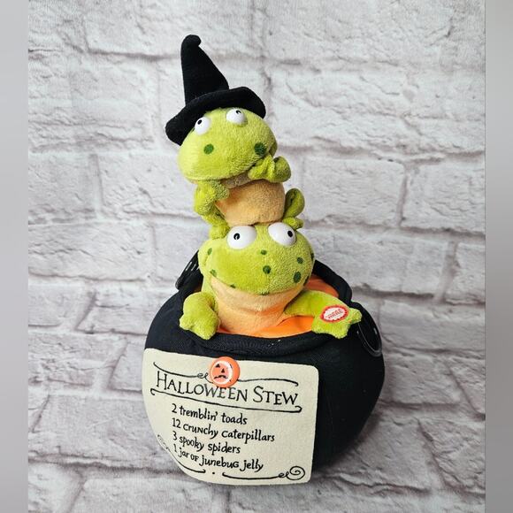 Hallmark plush trembling toads halloween stew stuffed battery operated - Picture 1 of 11